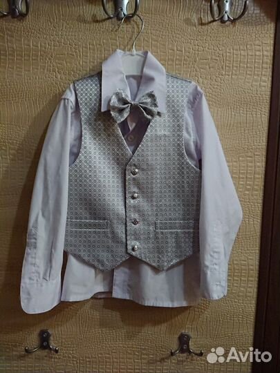 Школьный костюм