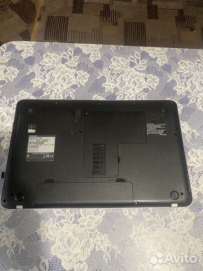 Ноутбук 17дюймов.Toshiba satellite L870