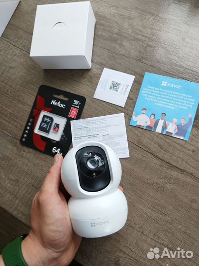 Камера видеонаблюдения поворотная