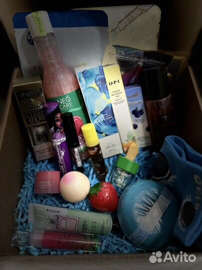 Набор косметики подарочный бокс