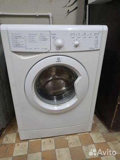 Стиральная машина indesit