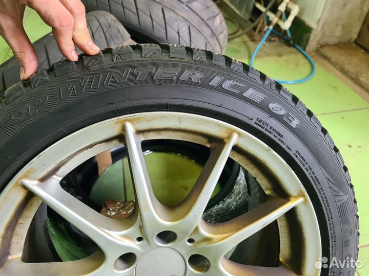 Dunlop SP Winter Ice 03 245/45 R17