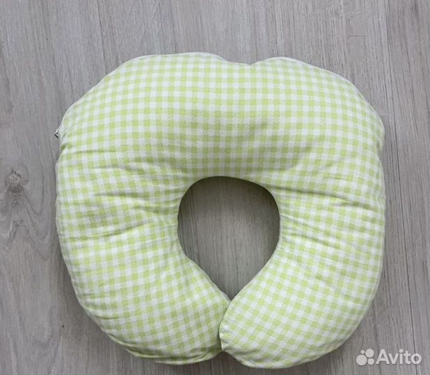 Подушка для отдыха в дорогу