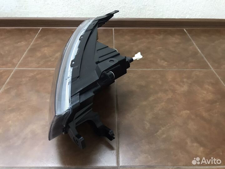 Фара Лада Гранта FL