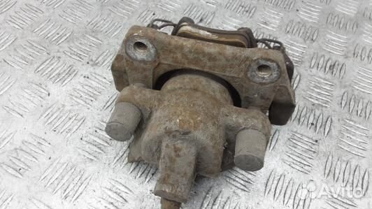 Суппорт тормозной задний правый volvo XC90 1 (OUK1