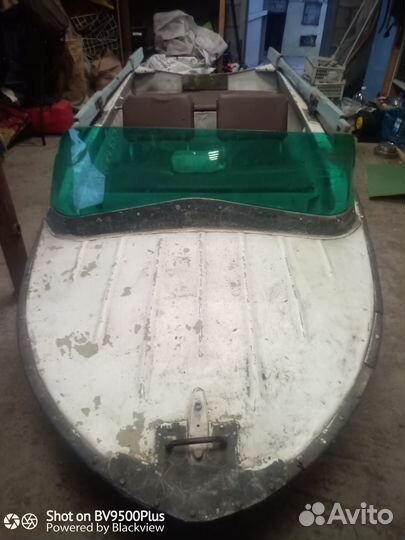 Лодка Янтарь -2