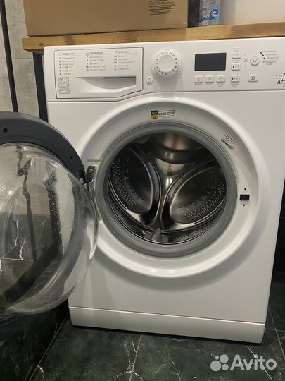 Стиральная машина Ariston