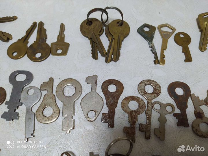 Ключи от дверных замков
