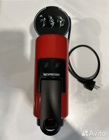 Капсульная кофемашина Nespresso Essenza Mini