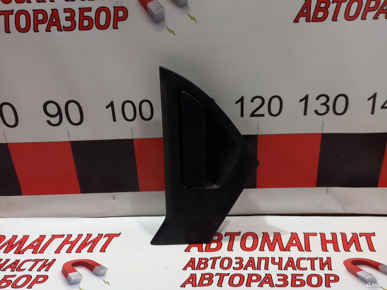 Ручка задняя правая Ниссан Жук