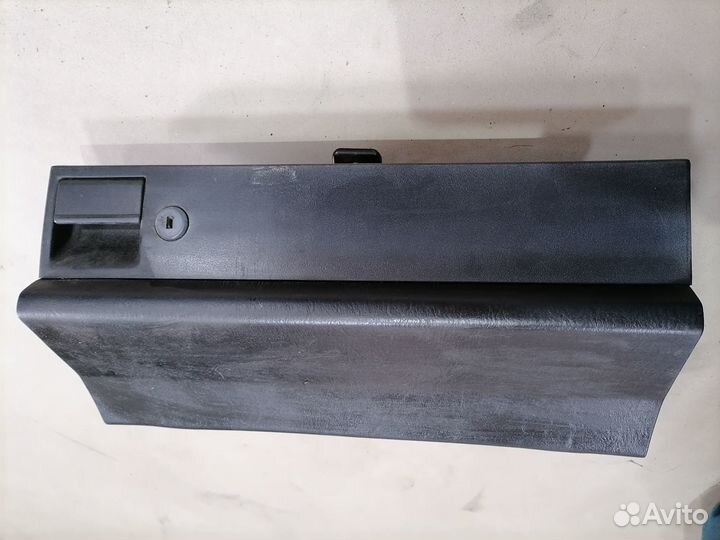 Бардачок Mercedes-Benz 190 W201 1982-1993