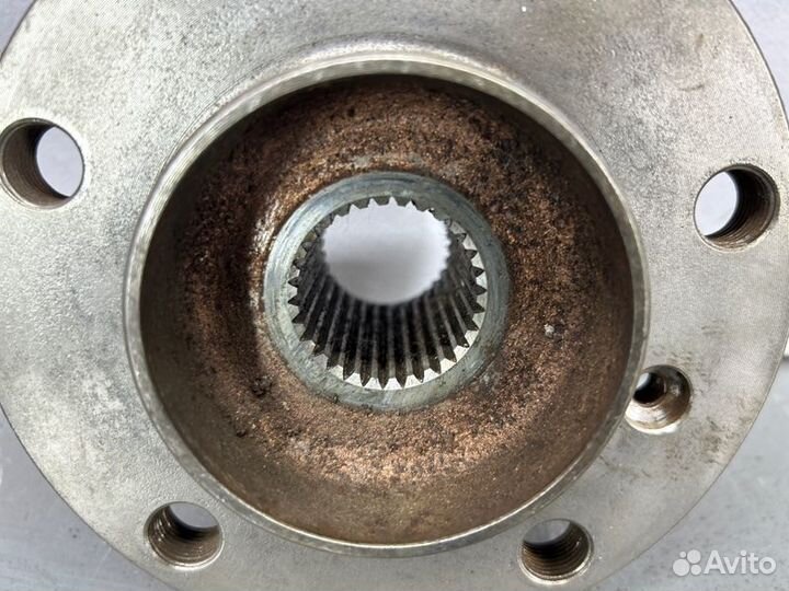 Ступица с подшипником передняя Bmw X5 E70