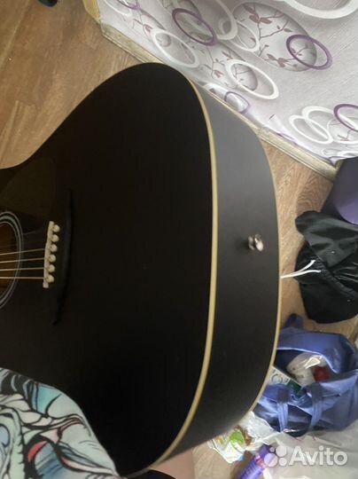 Акустическая гитара