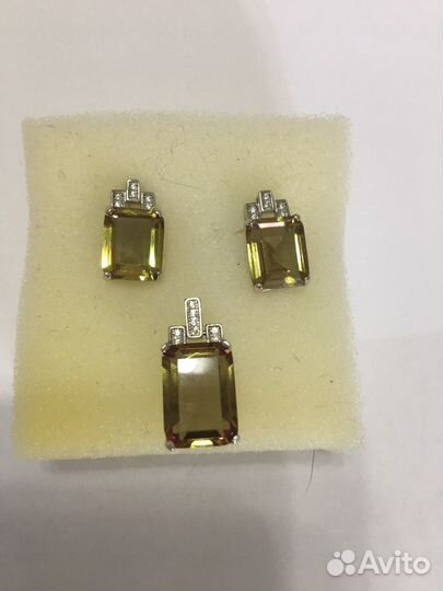 Комплект из серебра 925 с султанитом