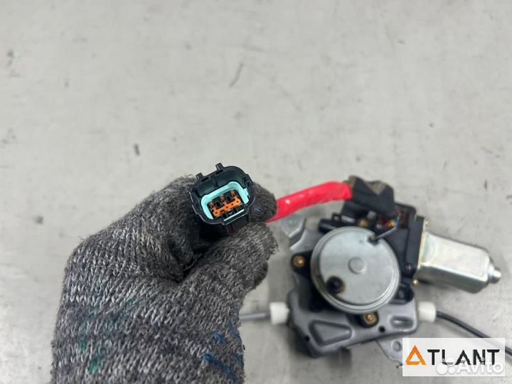 Стеклоподъемник передний правый nissan march