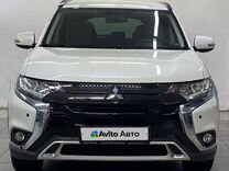 Mitsubishi Outlander 2.0 CVT, 2022, 42 000 км, с пробегом, цена 2 670 000 руб.