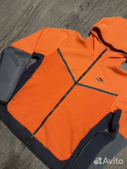 Nike tech fleece