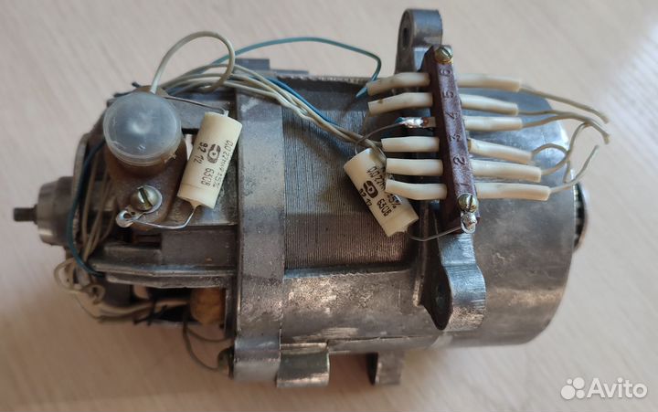 Двигатель от стиральной машины indesit