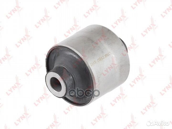 Сайлентблок реактивной тяги зад прав/лев C9