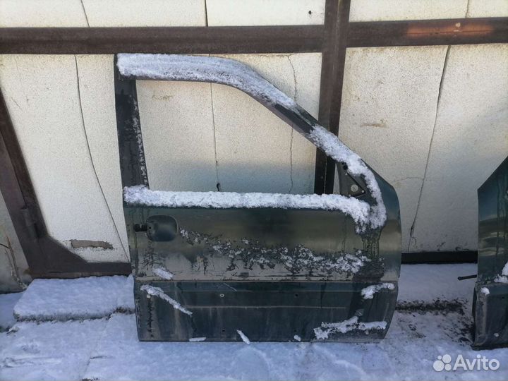 Двери правые Nissan Terrano 2 RD20 рестайл