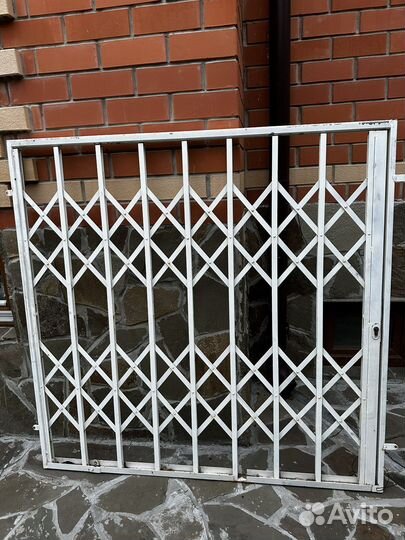 Решетки для окон раздвижные