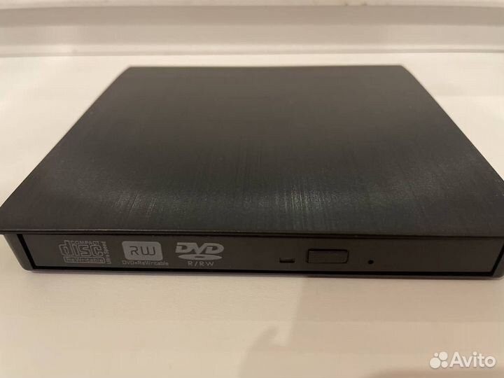 Оптический привод для CD / DVD дисков