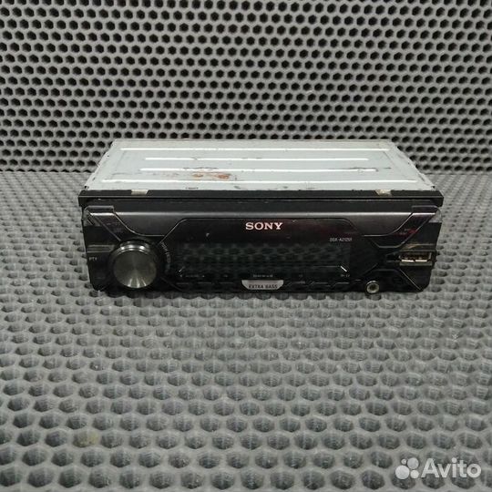 Автомагнитола Sony DSX-A212UI (Рассрочка/ Т1)