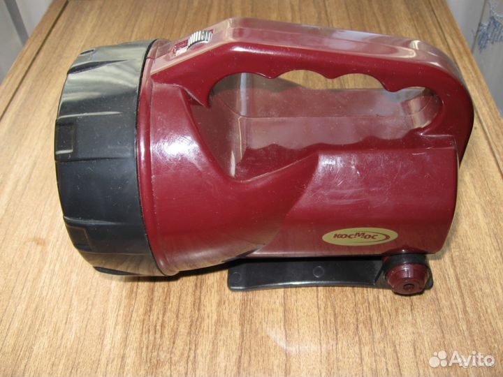 Фонарь-прожектор