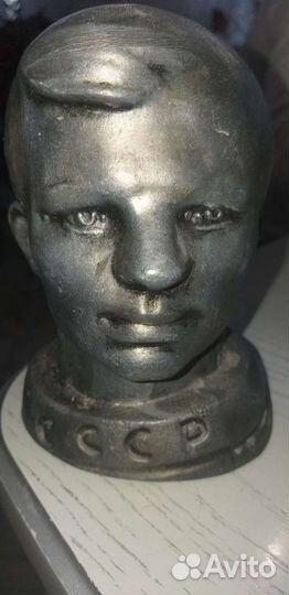 Статуэтки Касли Гжель