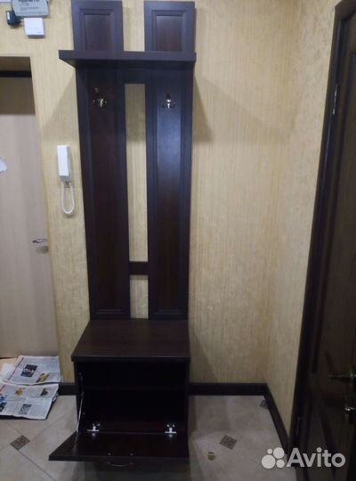 Вешалка в прихожую с обувницей