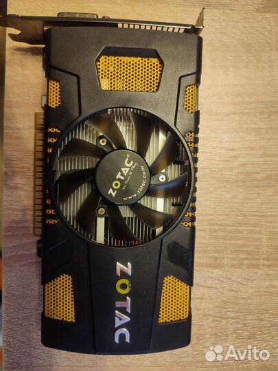 Видеокарта GTX550Ti 1GB