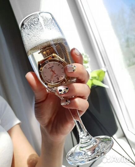 Маникюр педикюр