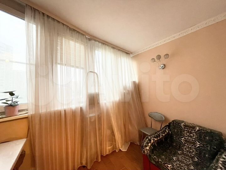 1-к. квартира, 42 м², 10/25 эт.