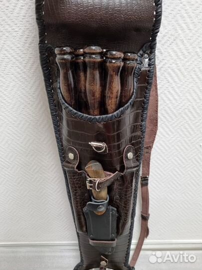 Подарочный набор для пикника в кожаном колчане