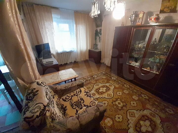 2-к. квартира, 43 м², 3/5 эт.