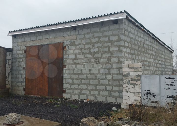 Гараж, > 30 м²