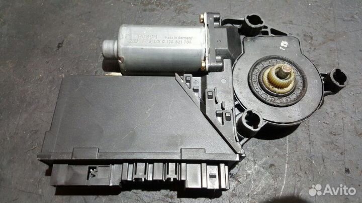 Мотор стеклоподъемника передний левый Porsche