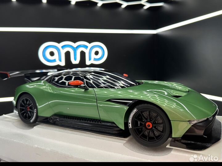 Autoart Aston Martin Vulcan (70263) 1:18