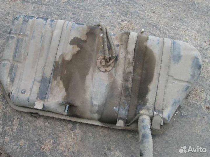 Бензобак 2109 карбюраторный