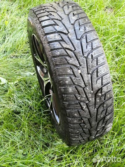 Hankook Winter I'Pike 265/65 R16