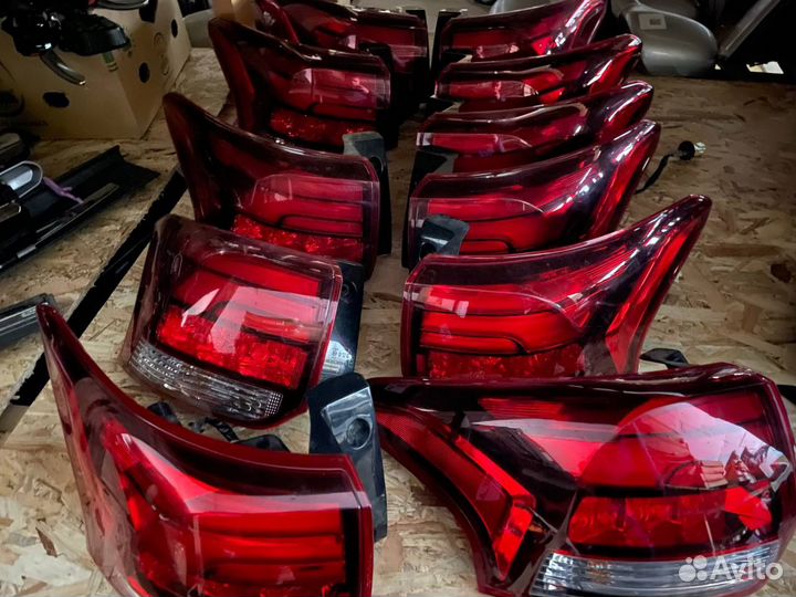 Задний фонарь Митсубиси Аутлендер 3 gf