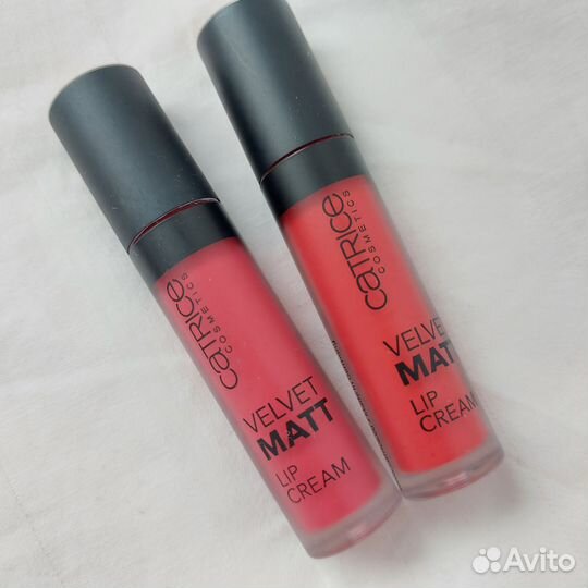 Помада Catrice матовая