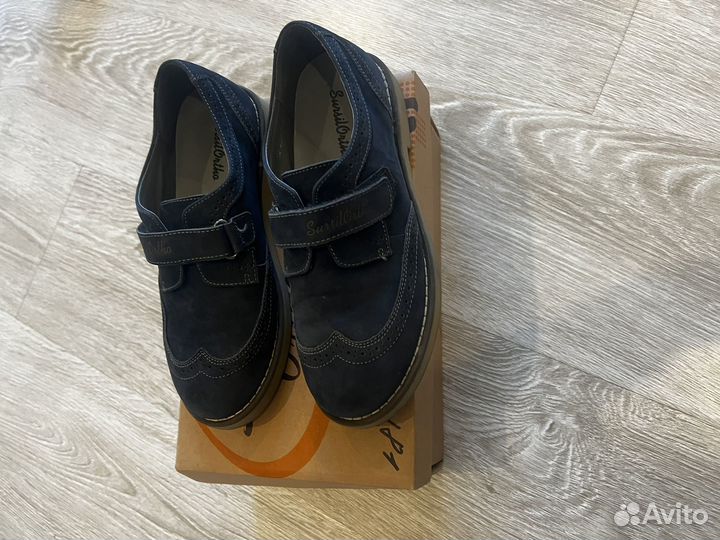 Комплект одежды рост 140см и туфли р36