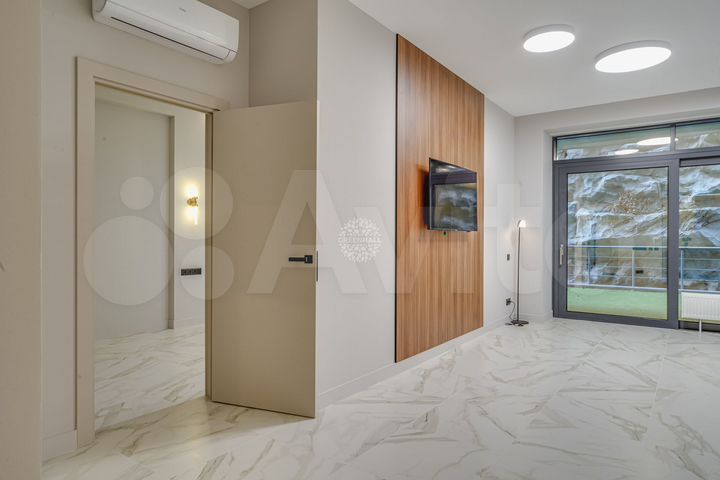 2-к. апартаменты, 94,7 м², 1/6 эт.