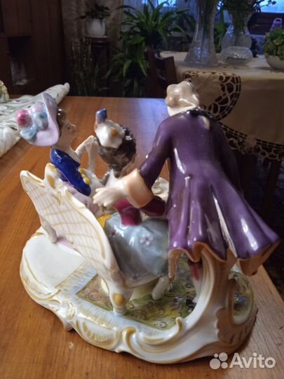 Фарфоровая статуэтка. Германия