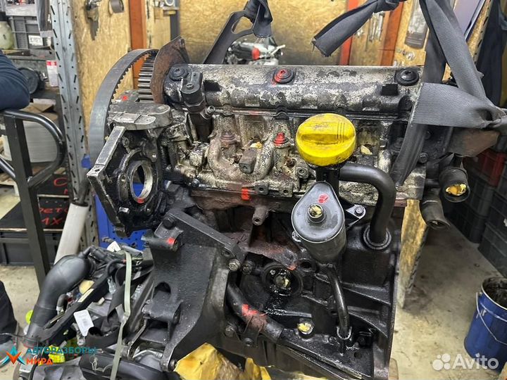 Форсунка Opel Vivaro A 2006