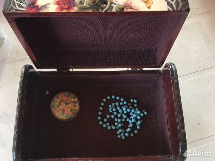 Шкатулка для украшений дерево