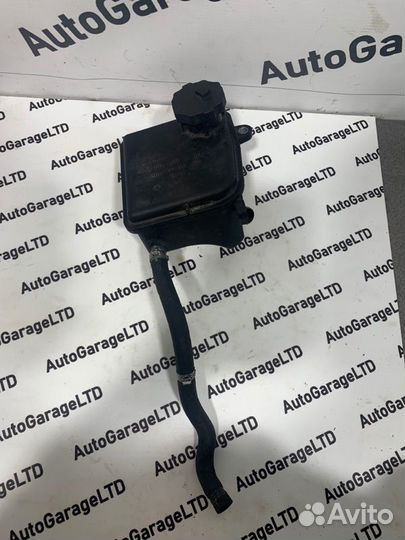 Бачок гидроусилителя Mercedes-Benz C-Class W204