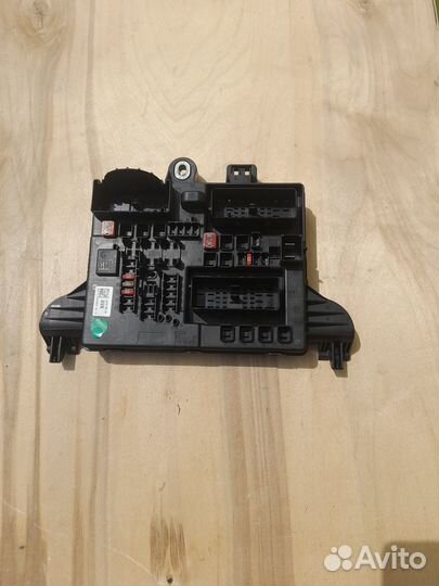 Блок предохранителей Opel Insignia