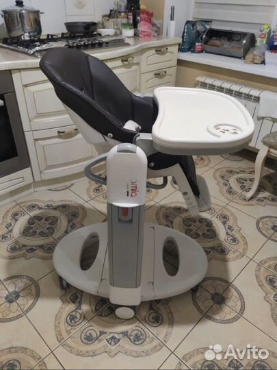 Детский стульчик для кормления peg perego